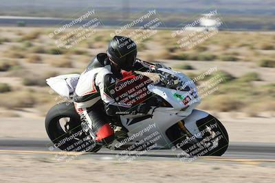 media/Oct-26-2025-Race Pace (Sun) [[c1447ca738]]/Verified/1-Turn 9 Inside (930am)/